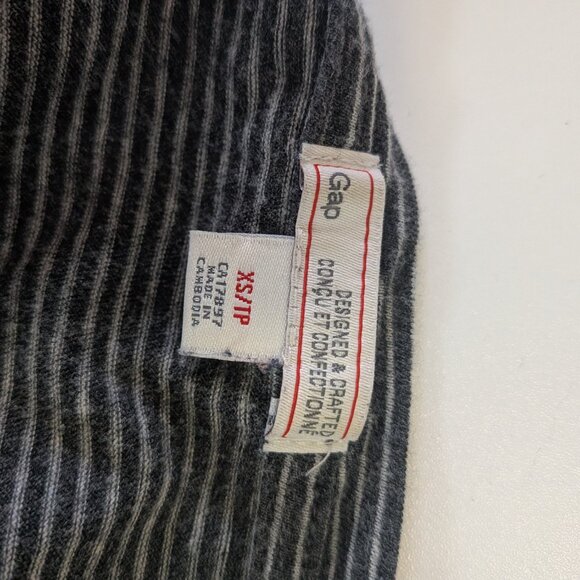 Gap Long Sleeved Shirt - Picture 2 of 3